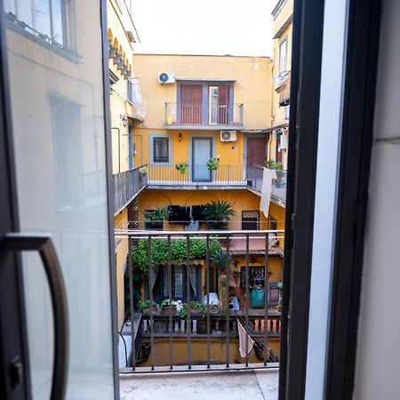 Stay Soft Apartment - Centro Storico Napoli Exterior photo
