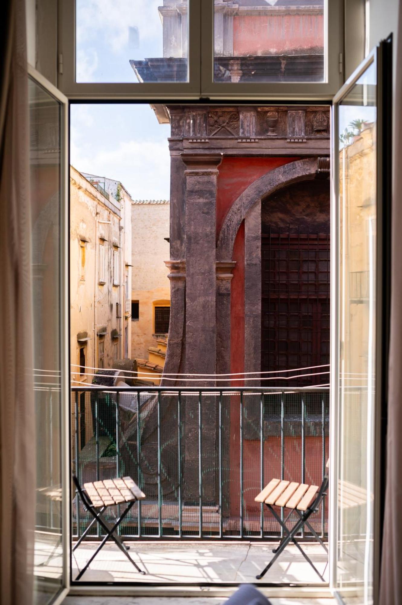 Stay Soft Apartment - Centro Storico Napoli Exterior photo